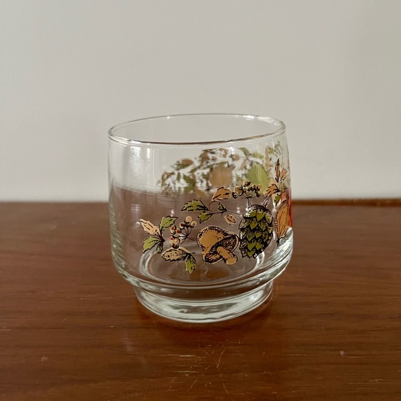 Vintage Arc France “Spice of Life” Canister and Glass Cup Set - Picture 11 of 16